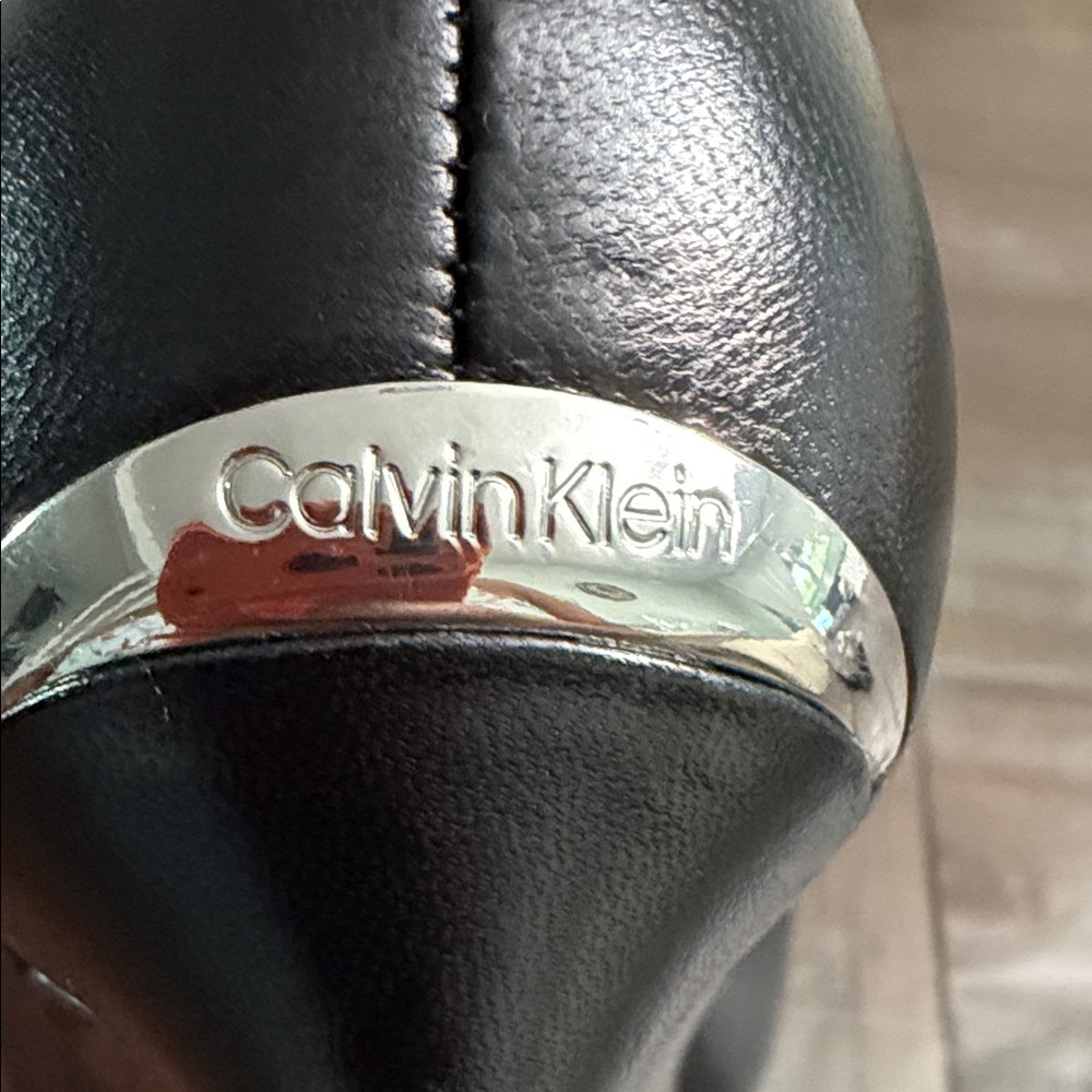 Calvin Klein Black Pointed-Toe Leather Pumps - Picture 11 of 12